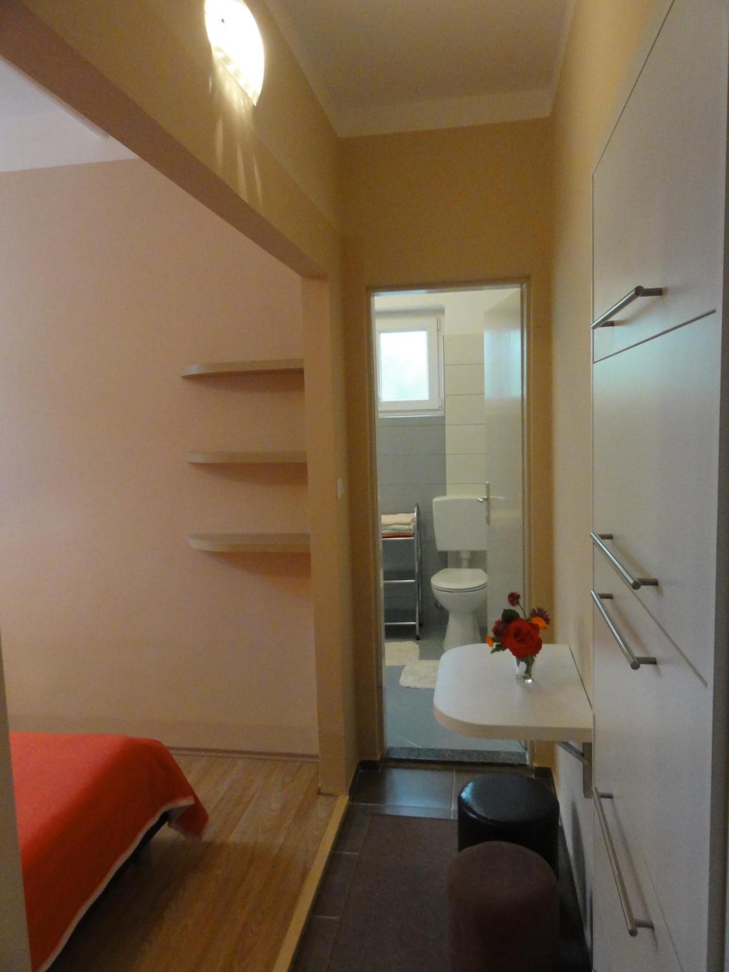 Guest Accommodation Neno ซาดาร์ ภายนอก รูปภาพ