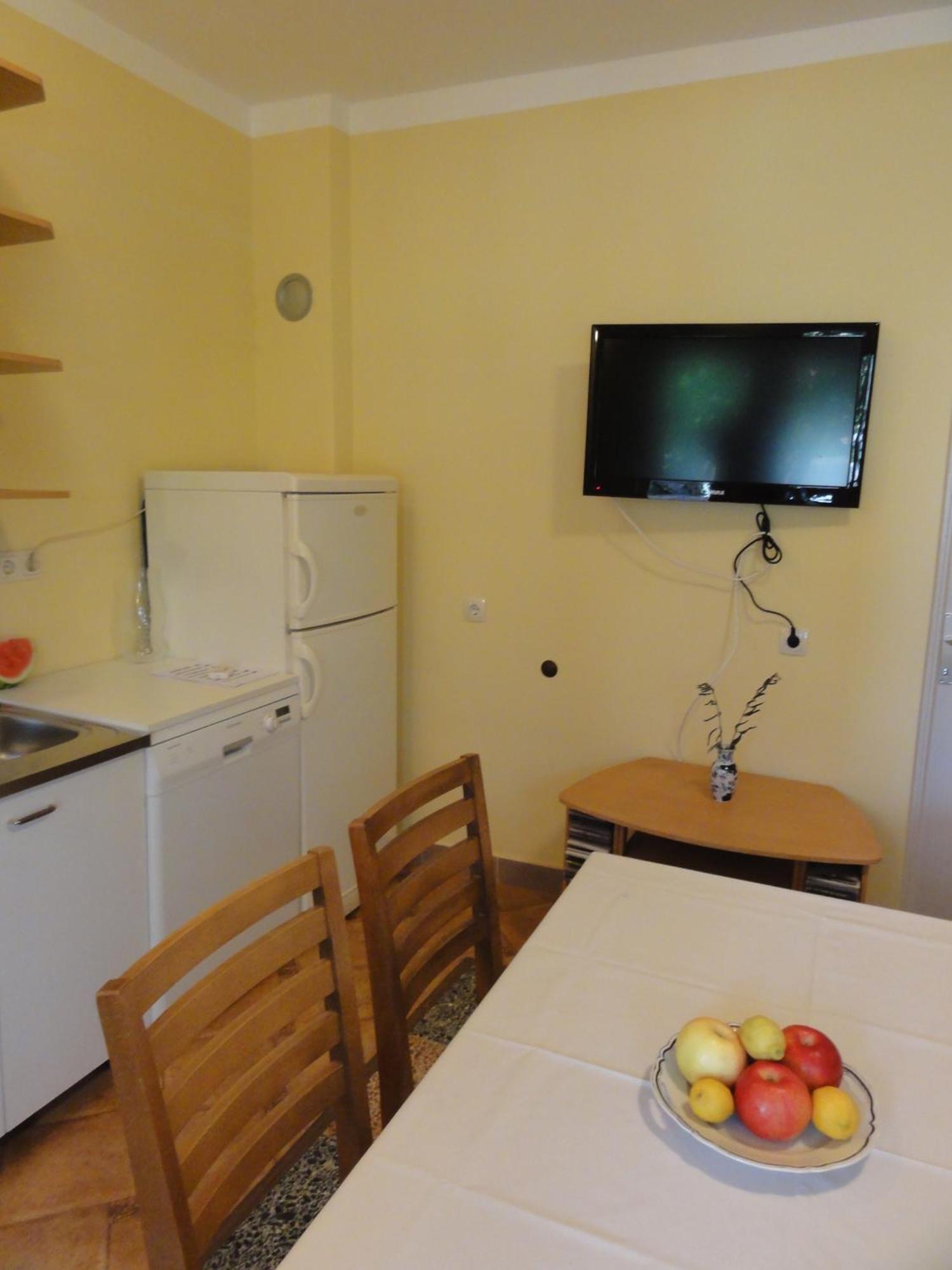 Guest Accommodation Neno ซาดาร์ ภายนอก รูปภาพ