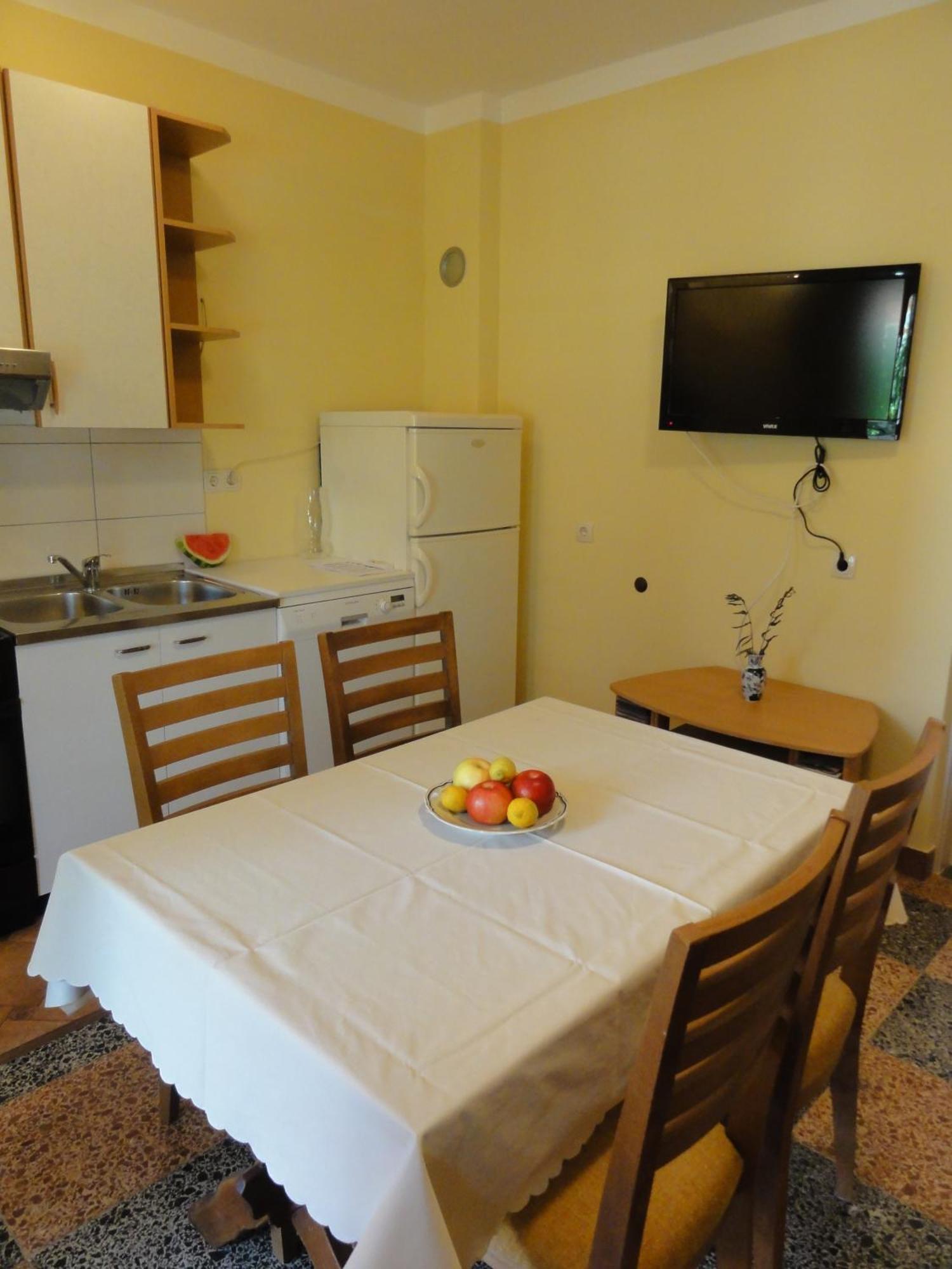 Guest Accommodation Neno ซาดาร์ ภายนอก รูปภาพ
