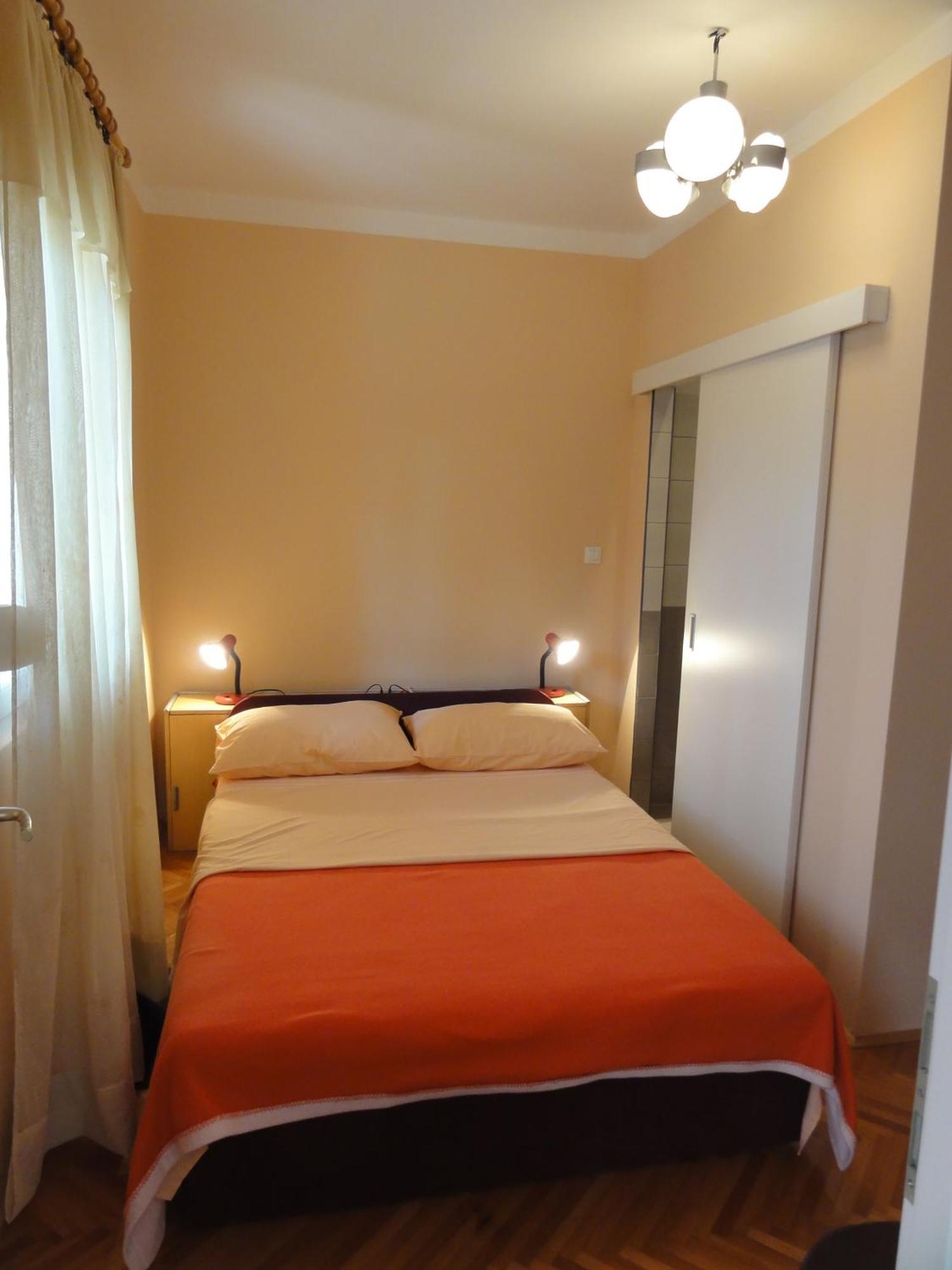 Guest Accommodation Neno ซาดาร์ ภายนอก รูปภาพ