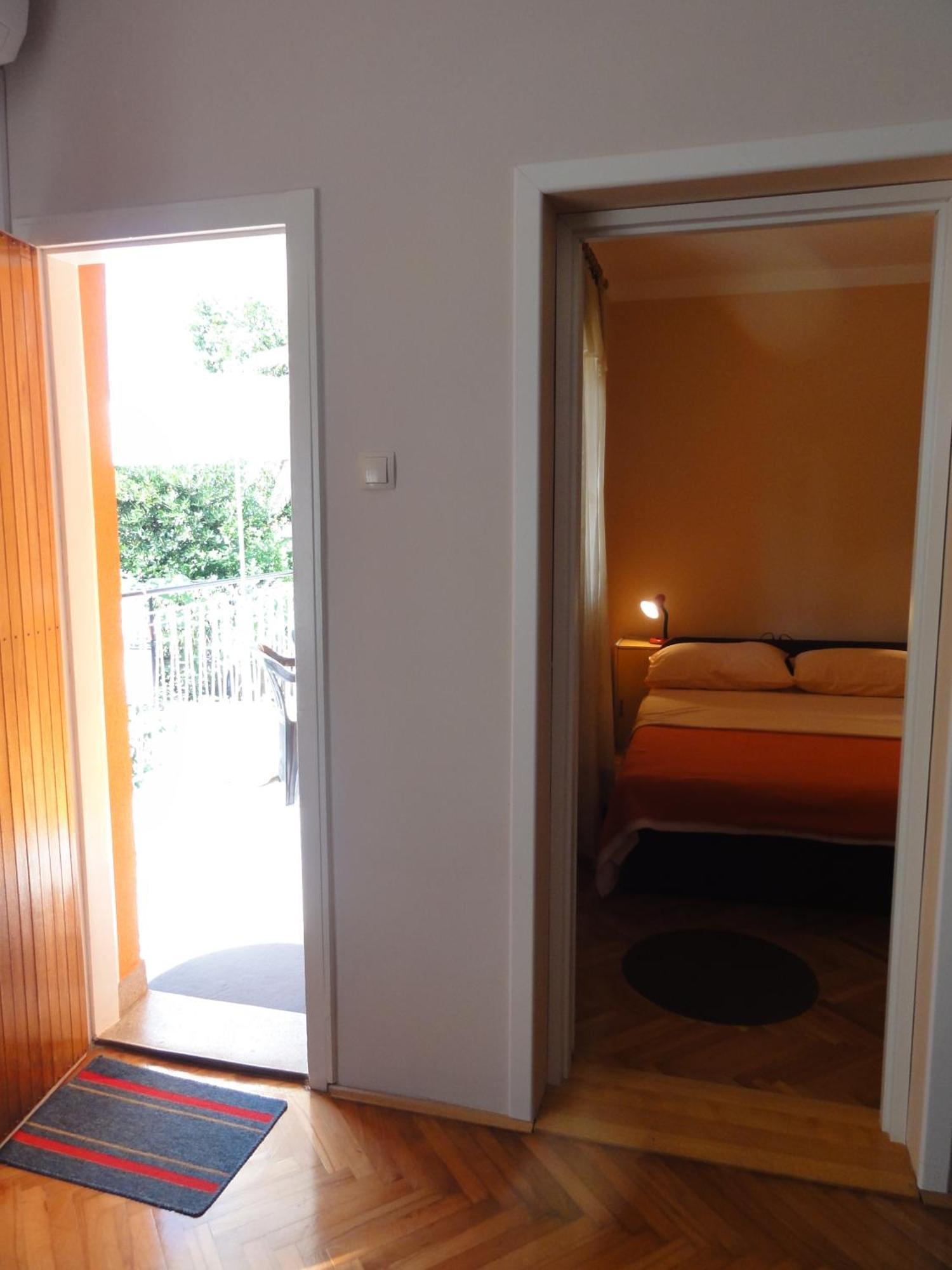 Guest Accommodation Neno ซาดาร์ ภายนอก รูปภาพ