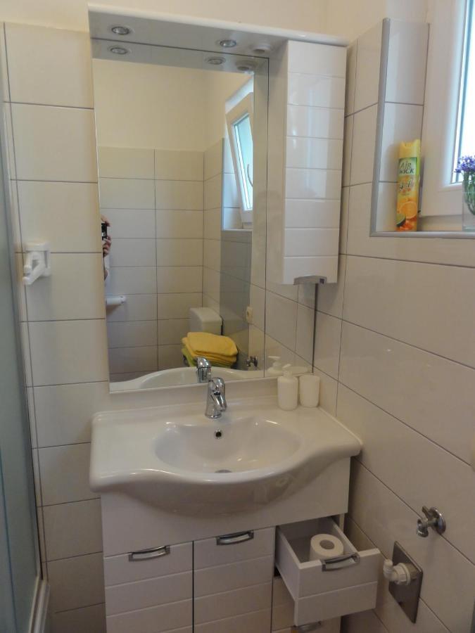 Guest Accommodation Neno ซาดาร์ ห้อง รูปภาพ